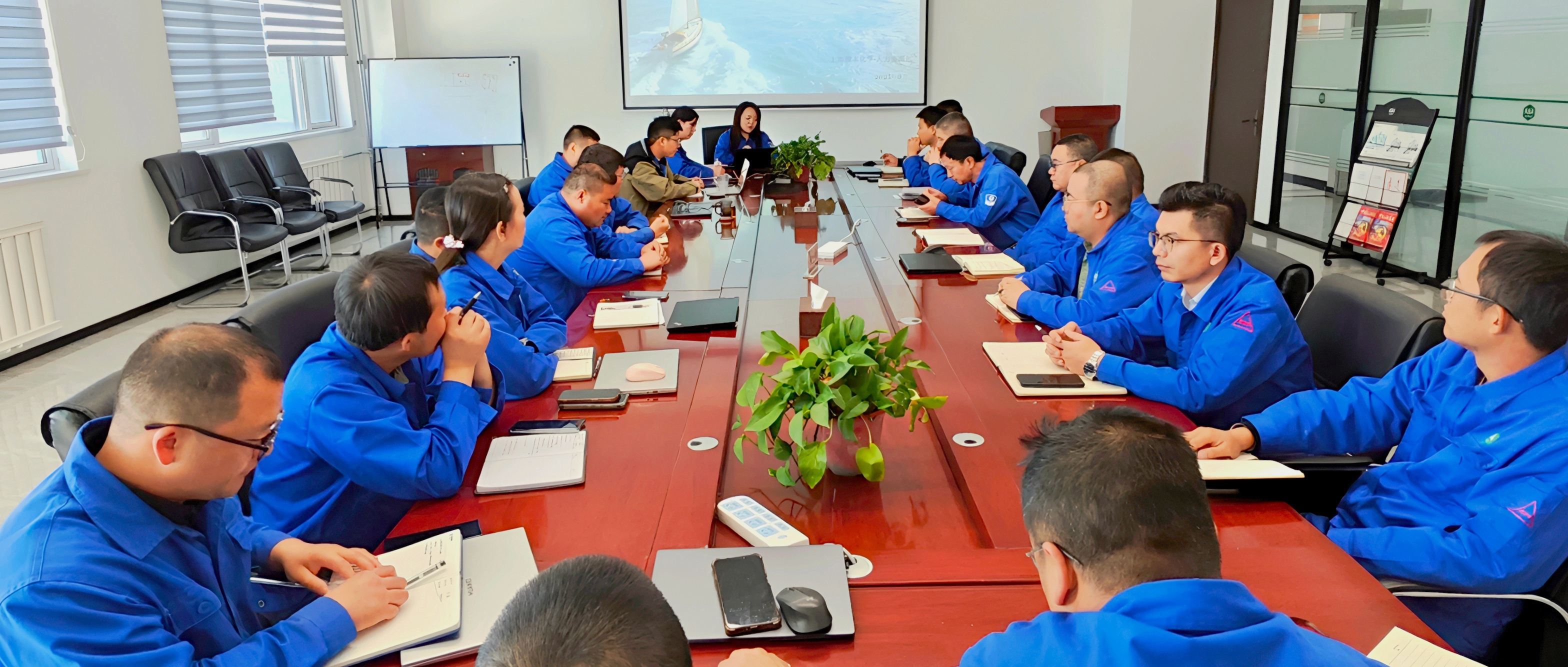 兰州事业部举办《非人力资源经理的人力资源管理》分享交流会